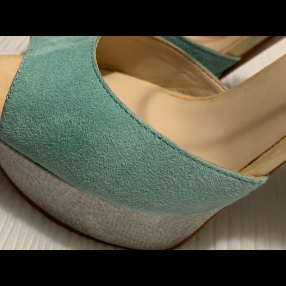 Shoes - Picture 12 of 15
